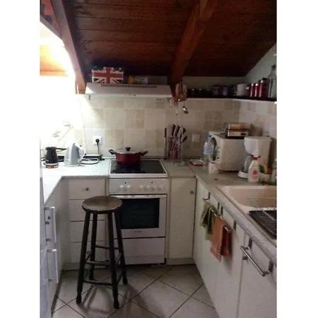Two-bedroom Gerani Apartamento *